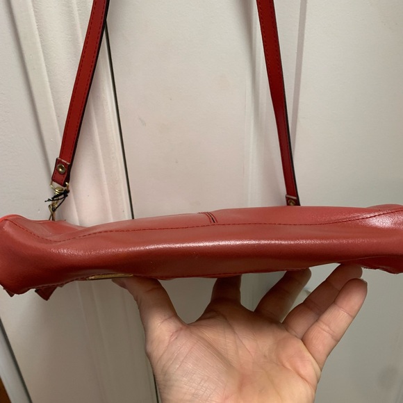 OFFERS??? Stein of Montreal TRUE Vintage Red Crossbody - Picture 3 of 10